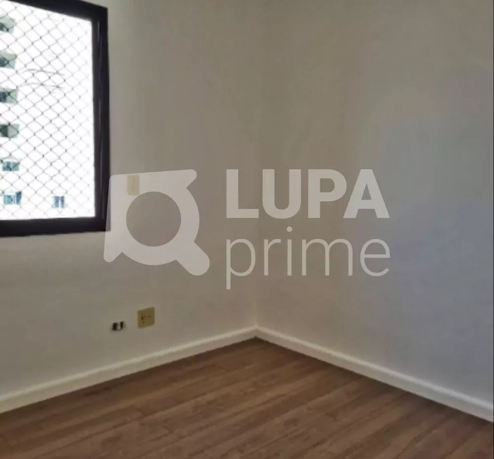 Apartamento à venda com 2 quartos, 67m² - Foto 4