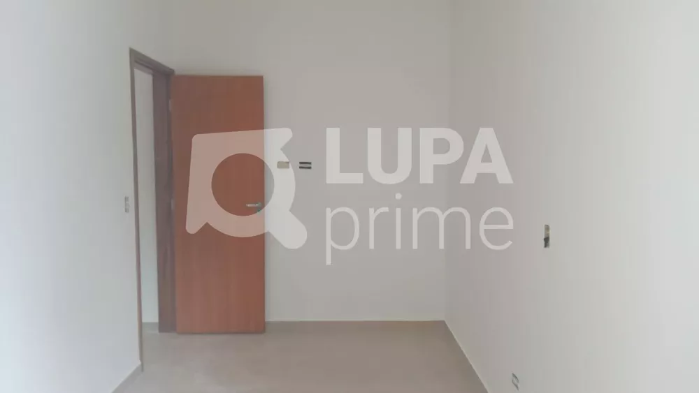 Apartamento à venda com 2 quartos, 40m² - Foto 4