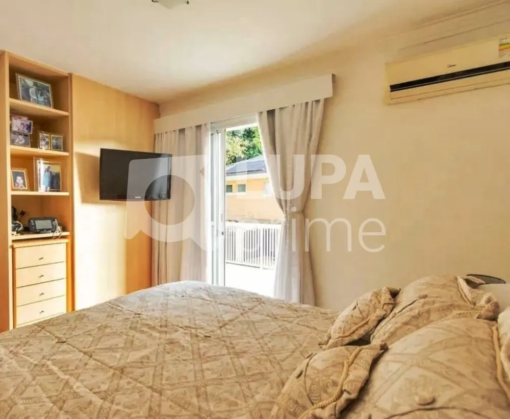 Casa, 3 quartos, 237 m² - Foto 14