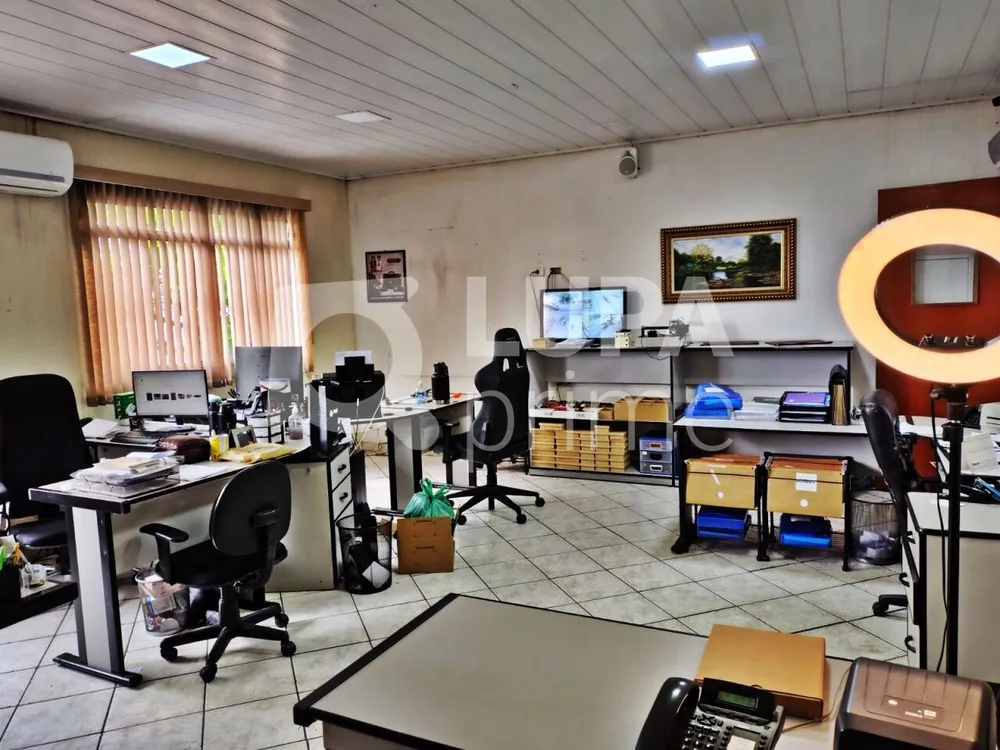 Prédio Inteiro, 914 m² - Foto 1