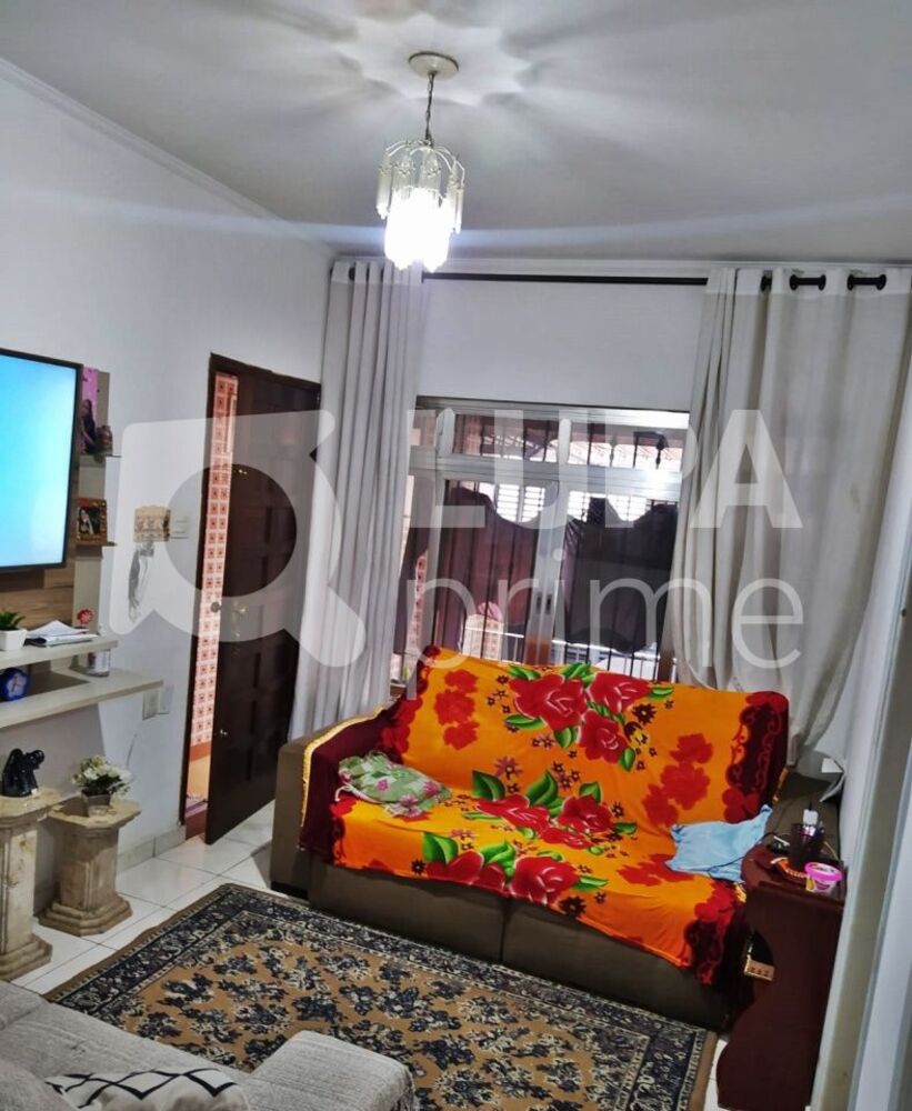 Casa à venda com 3 quartos, 107m² - Foto 1