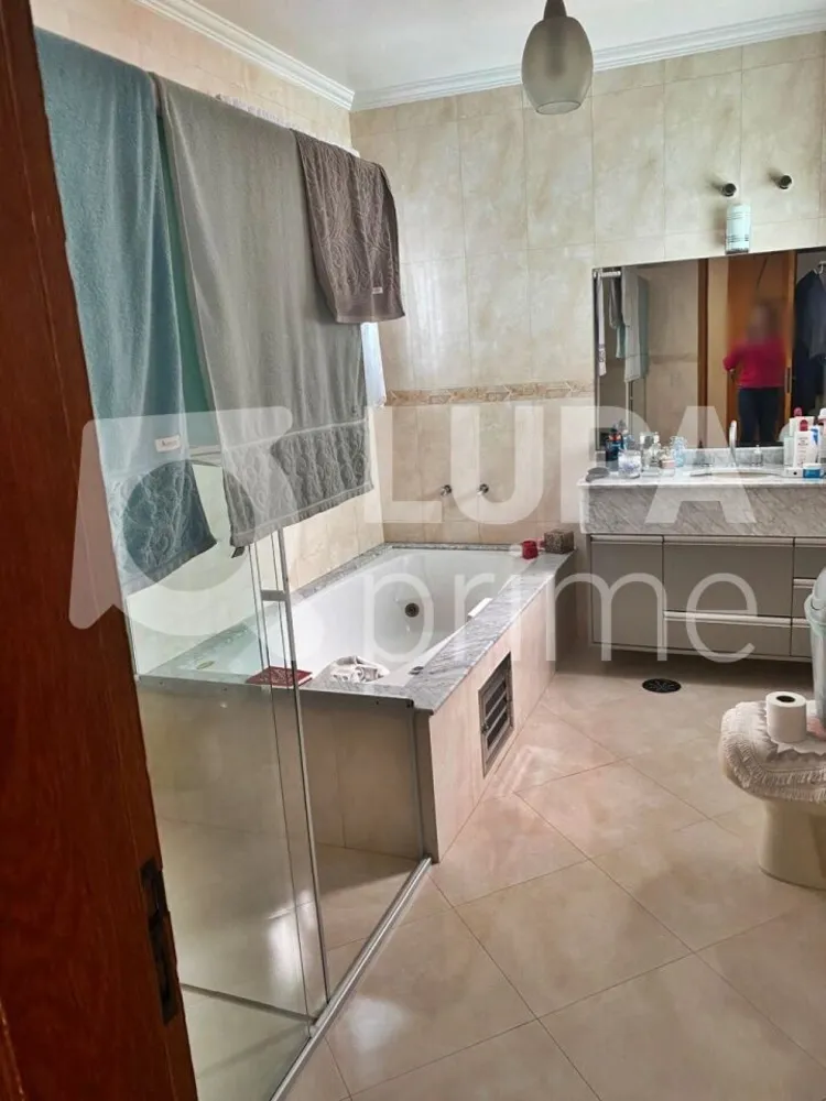 Casa, 5 quartos, 329 m² - Foto 3