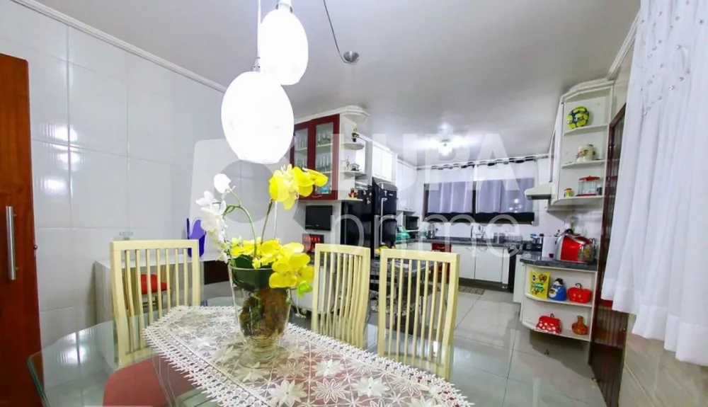 Casa, 3 quartos, 239 m² - Foto 24