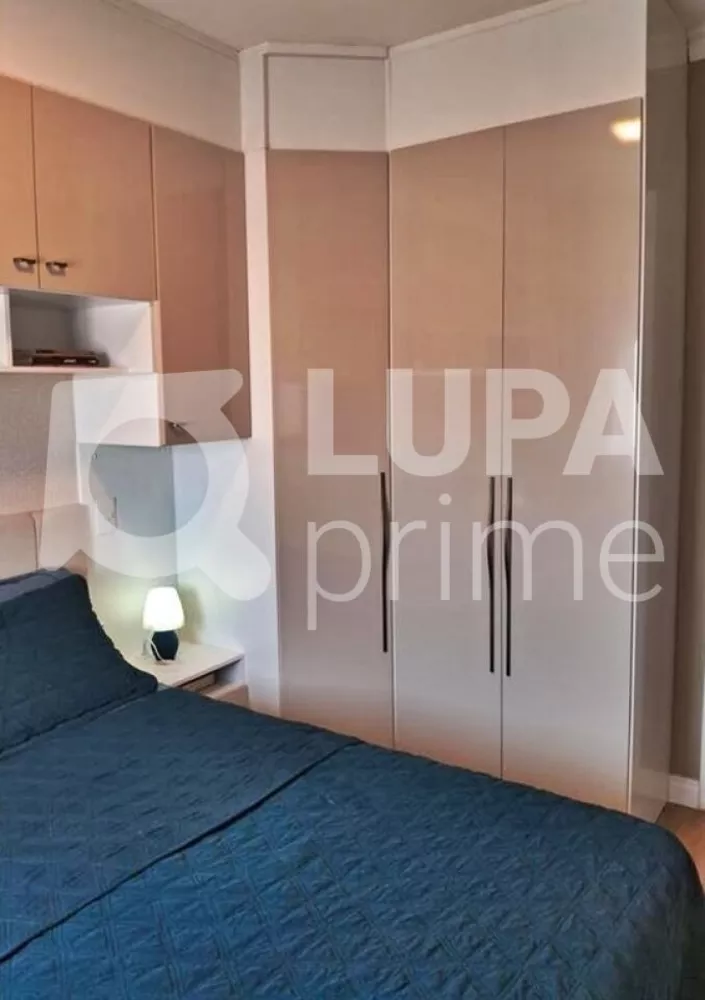 Apartamento à venda com 2 quartos, 62m² - Foto 5