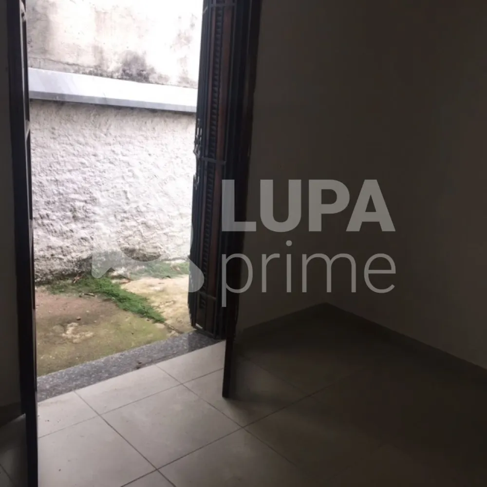 Casa, 3 quartos, 210 m² - Foto 4