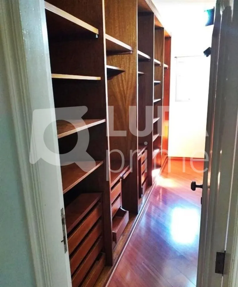 Casa, 3 quartos, 341 m² - Foto 10