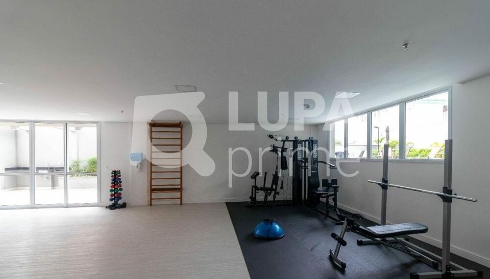 Apartamento para alugar com 1 quarto, 60m² - Foto 11