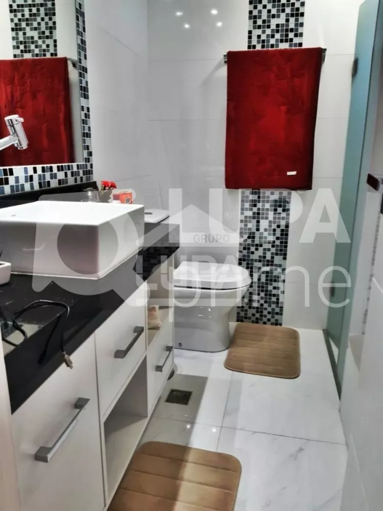 Apartamento à venda com 3 quartos, 76m² - Foto 4