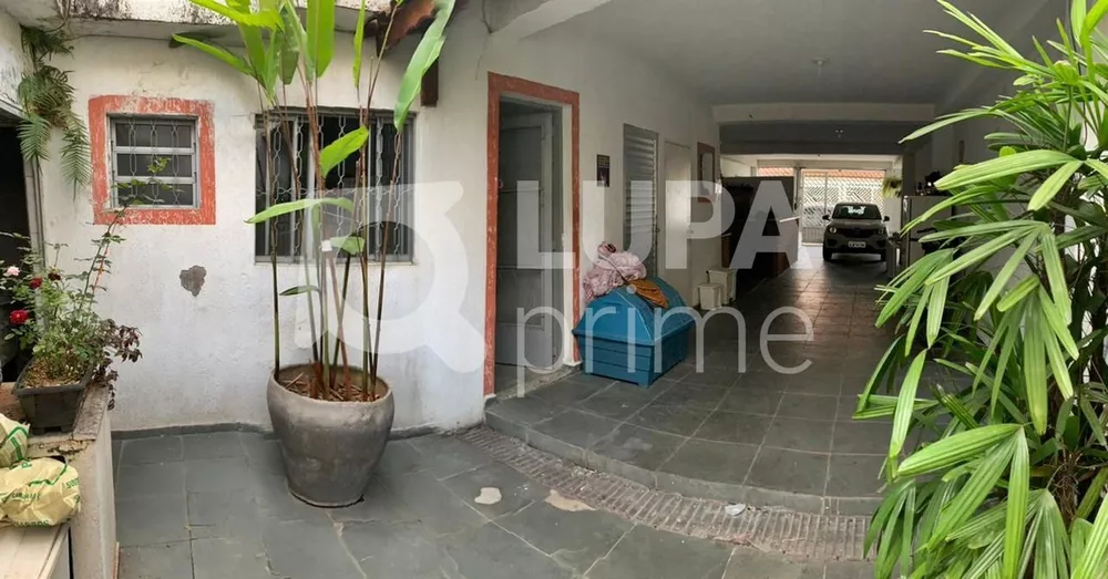 Casa à venda com 3 quartos, 200m² - Foto 1