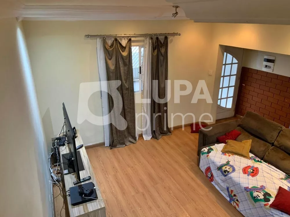 Casa à venda com 3 quartos, 200m² - Foto 3