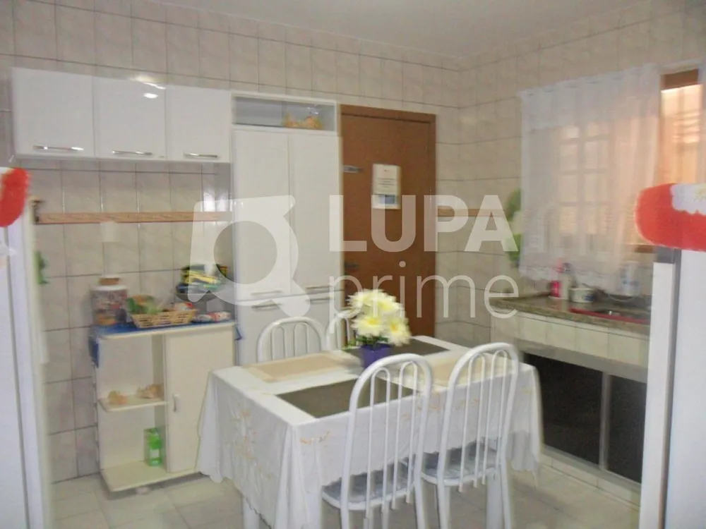 Casa, 3 quartos, 245 m² - Foto 6