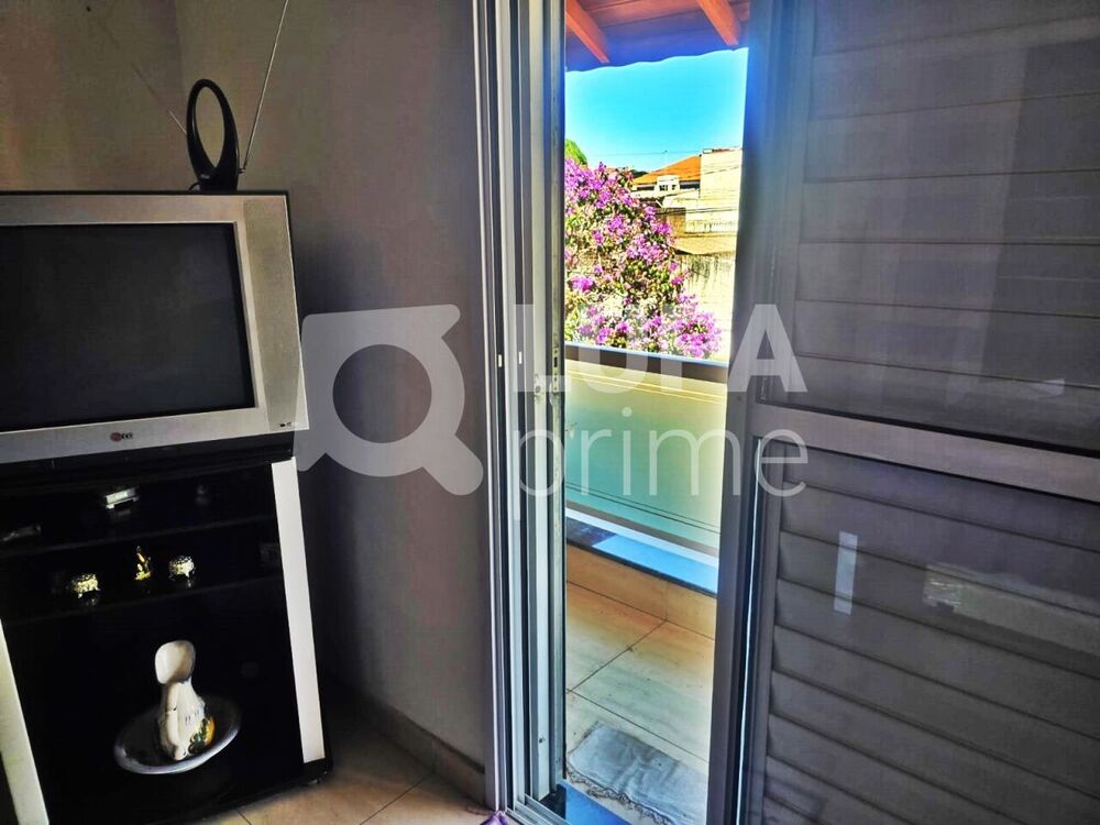 Casa para alugar com 3 quartos, 100m² - Foto 2