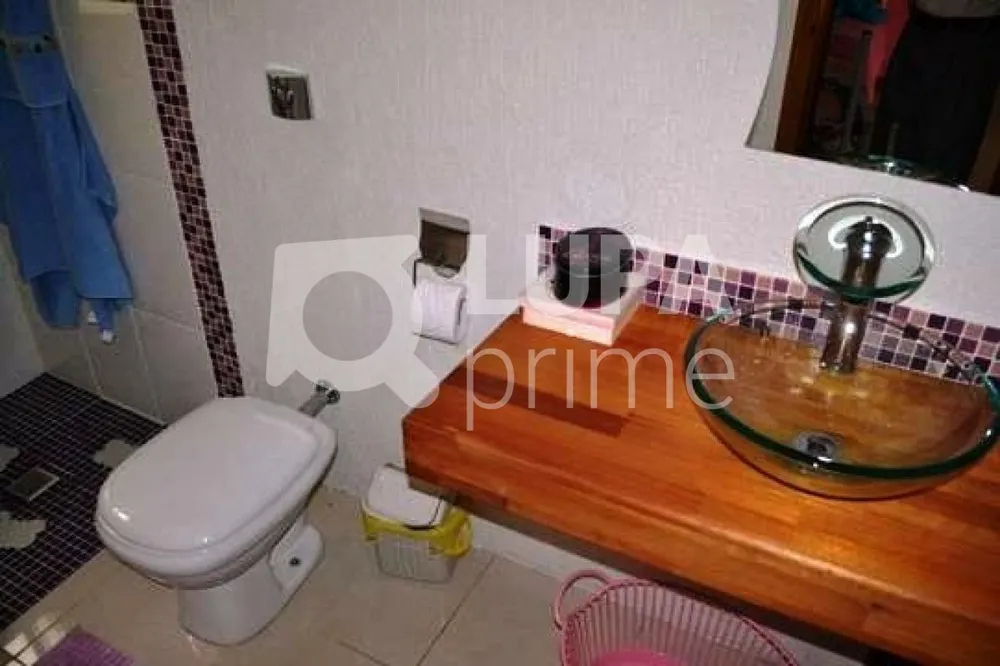 Casa, 3 quartos, 247 m² - Foto 3
