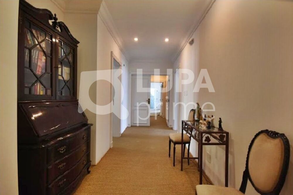 Apartamento para alugar com 4 quartos, 587m² - Foto 6