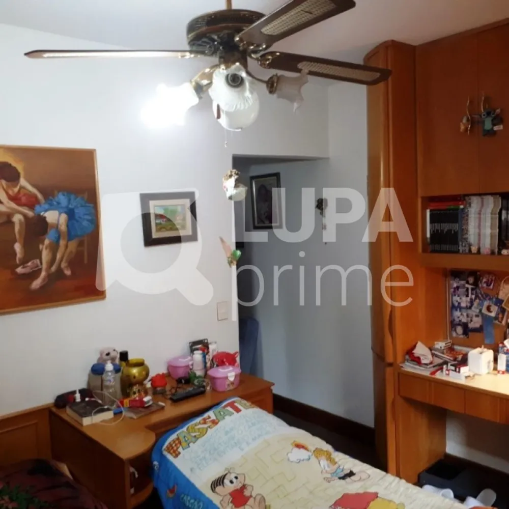 Casa, 3 quartos, 250 m² - Foto 2