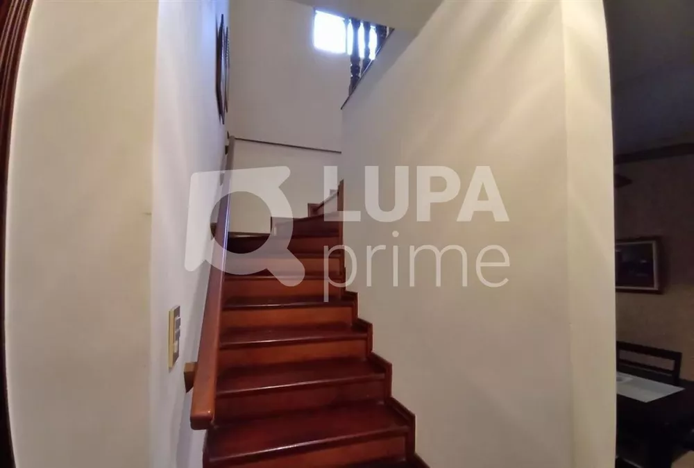 Casa à venda com 2 quartos, 150m² - Foto 2