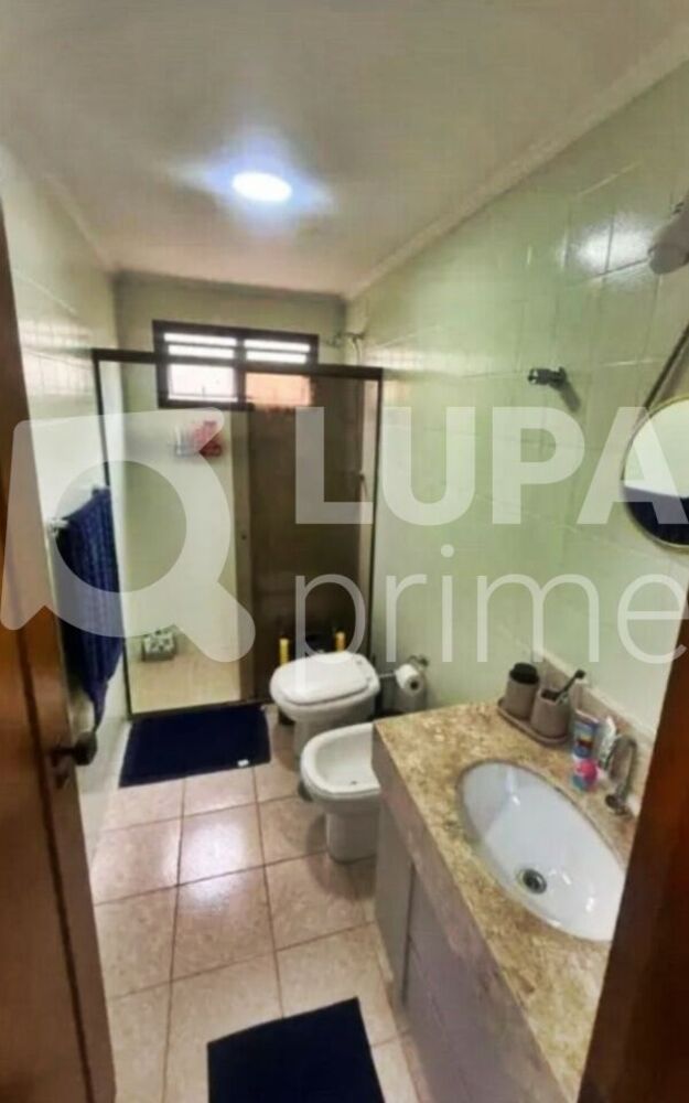 Apartamento à venda com 3 quartos, 145m² - Foto 4
