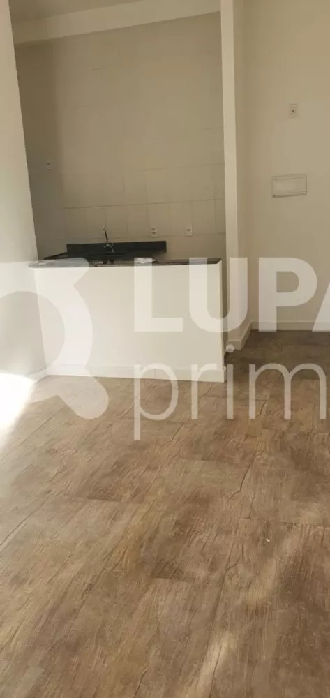 Apartamento para alugar com 2 quartos, 61m² - Foto 4