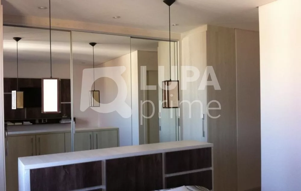 Apartamento à venda com 3 quartos, 344m² - Foto 2