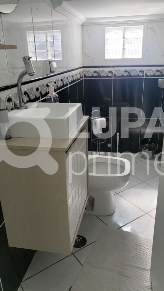 Casa, 3 quartos, 212 m² - Foto 2