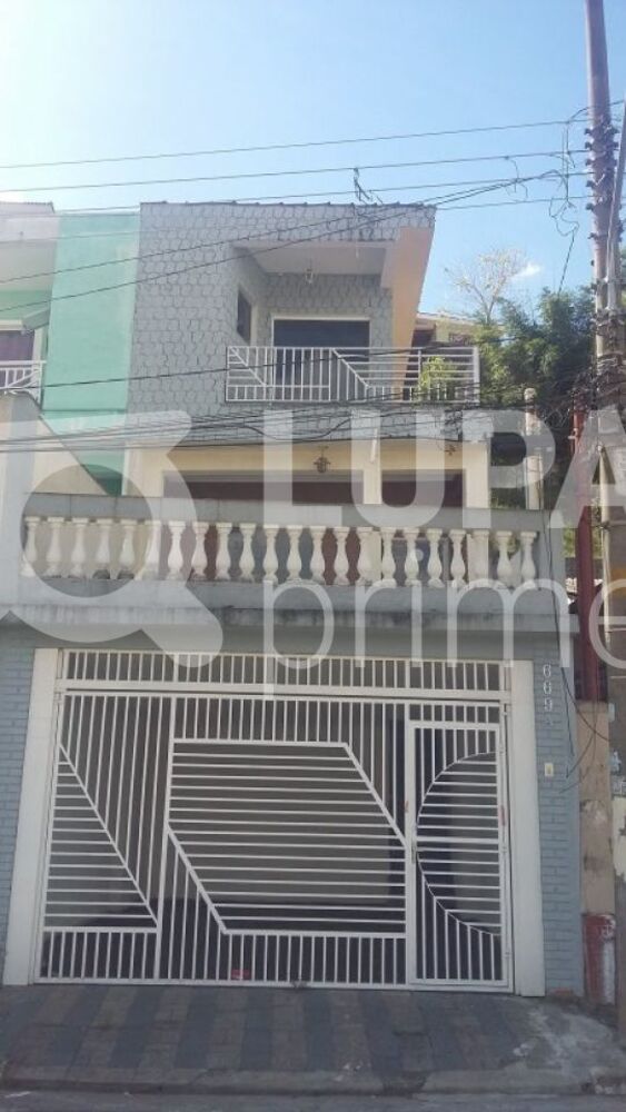 Casa à venda com 3 quartos, 165m² - Foto 1