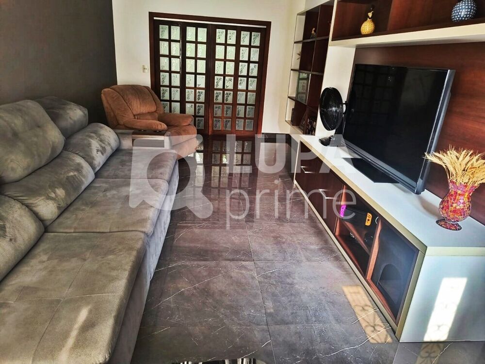 Casa, 3 quartos, 115 m² - Foto 1