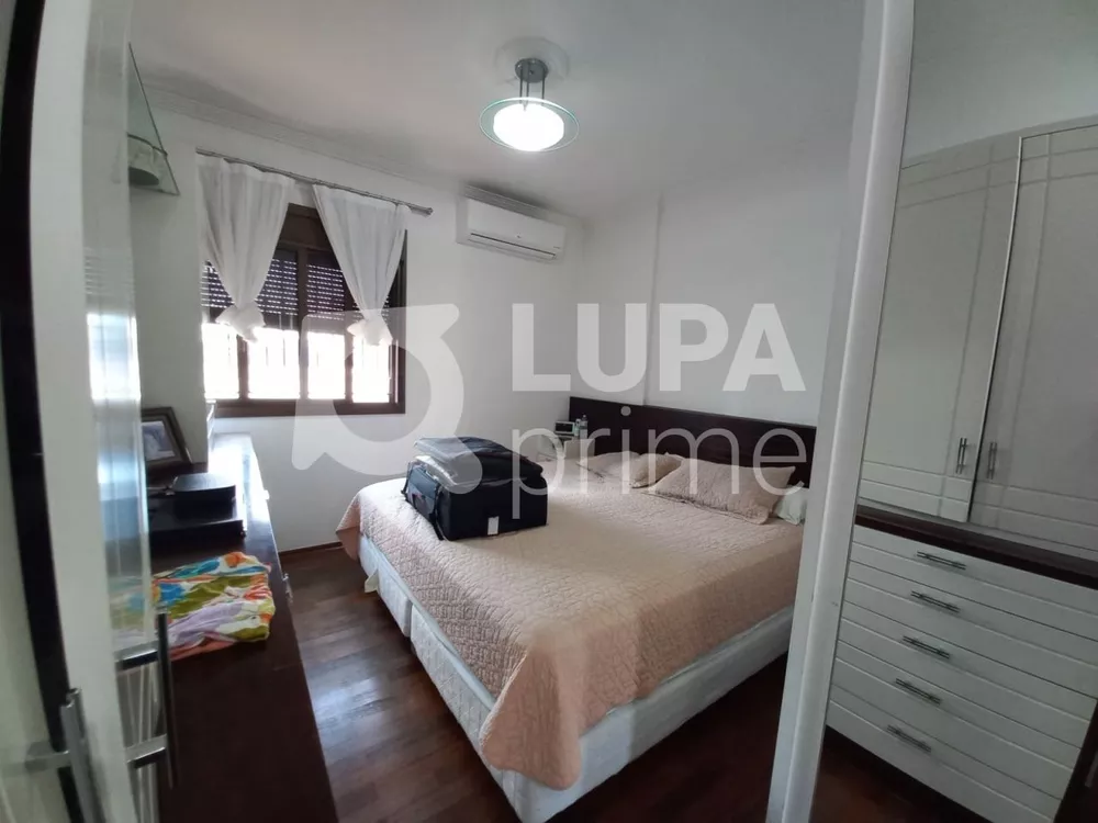 Apartamento à venda com 4 quartos, 136m² - Foto 18