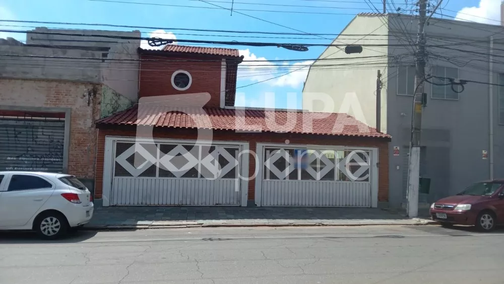 Casa para alugar com 4 quartos, 338m² - Foto 2