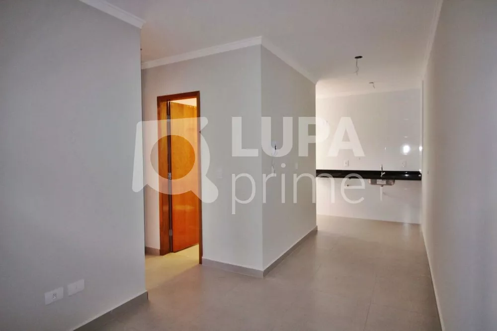 Apartamento à venda com 2 quartos, 37m² - Foto 2