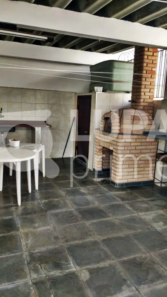 Casa, 3 quartos, 198 m² - Foto 2