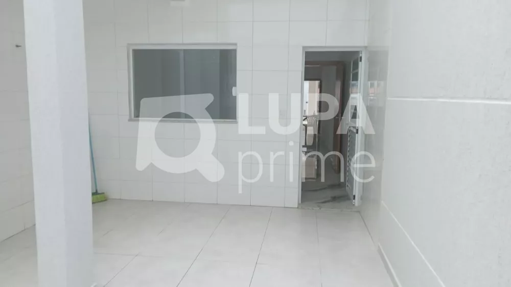 Casa à venda com 3 quartos, 132m² - Foto 4