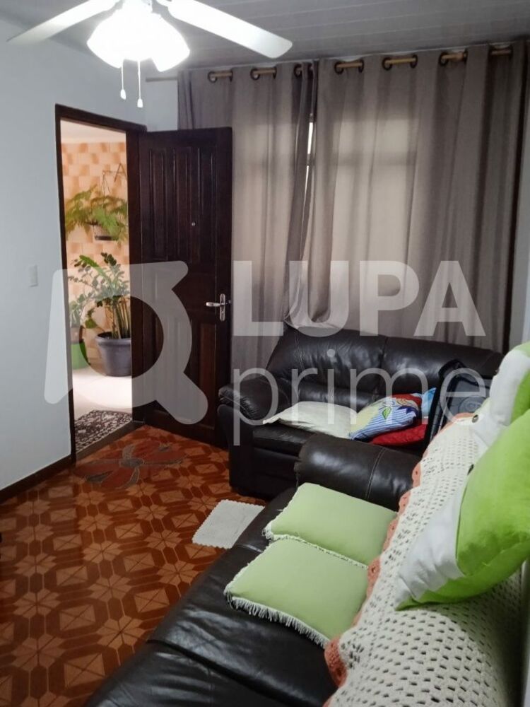 Casa à venda com 3 quartos, 140m² - Foto 1