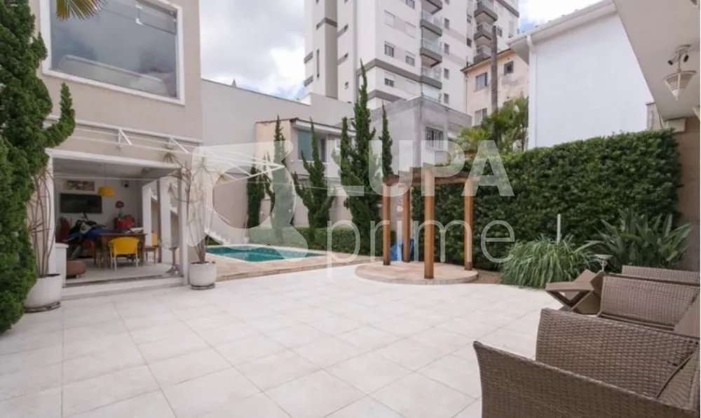 Casa, 3 quartos, 250 m² - Foto 4