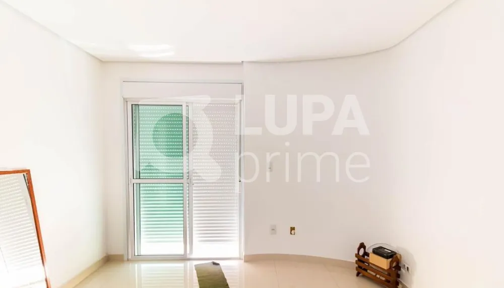 Casa, 3 quartos, 168 m² - Foto 1