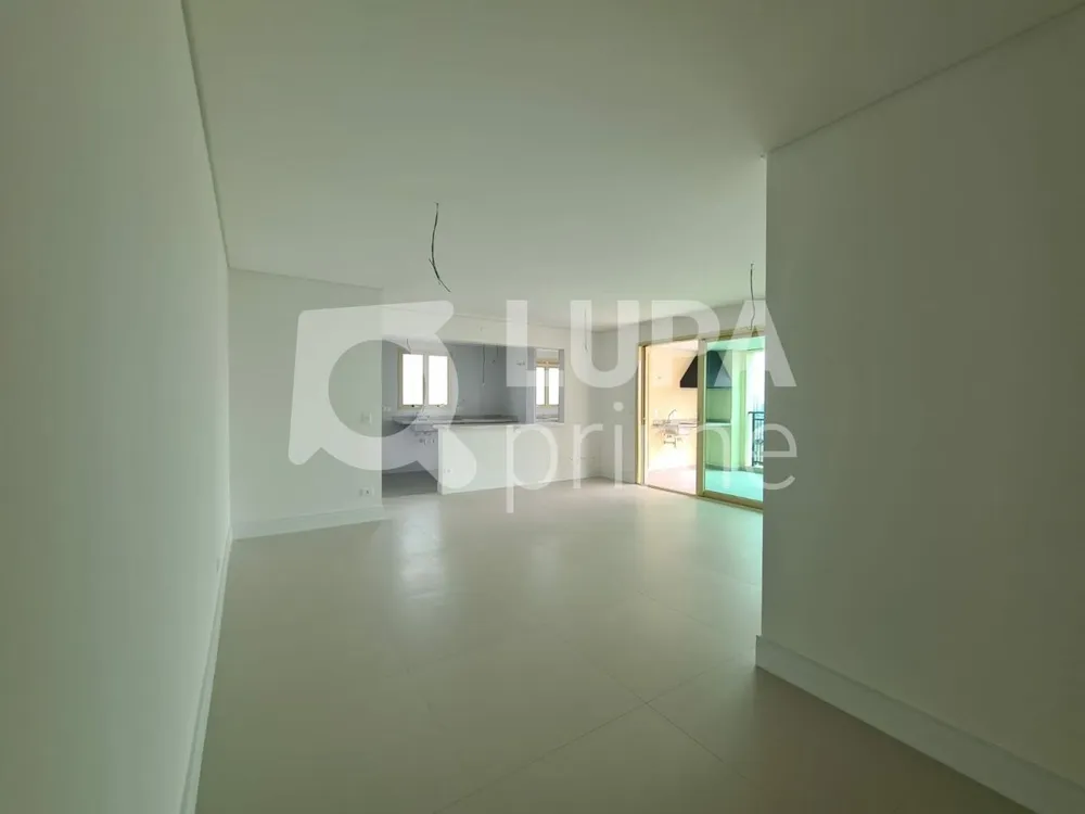 Apartamento, 3 quartos, 120 m² - Foto 2