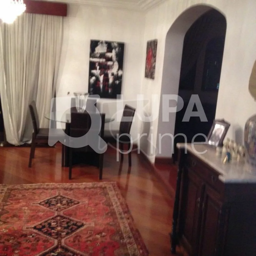 Apartamento à venda com 4 quartos, 260m² - Foto 3