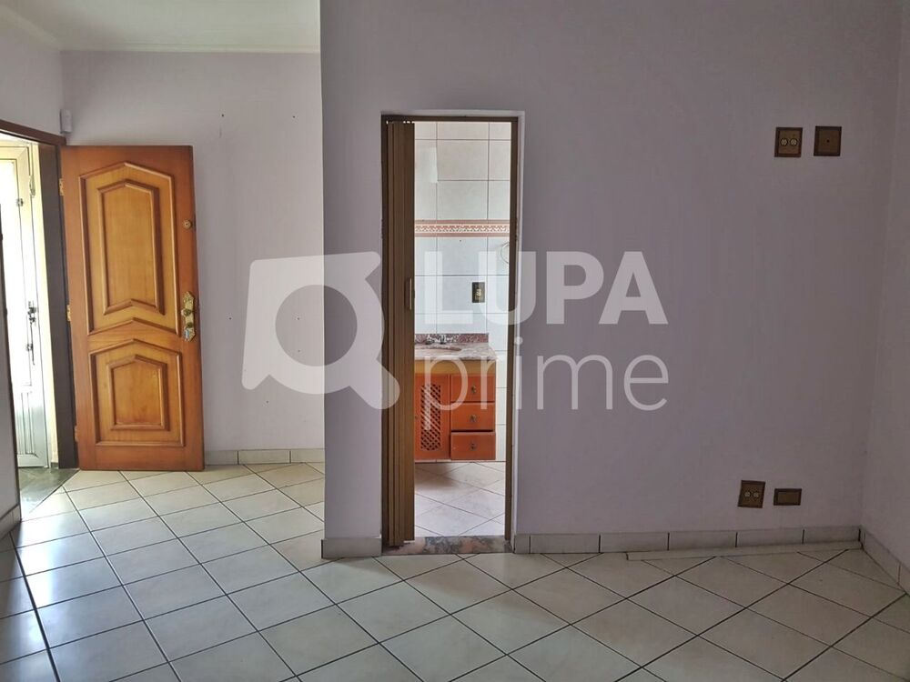 Casa, 3 quartos, 192 m² - Foto 2