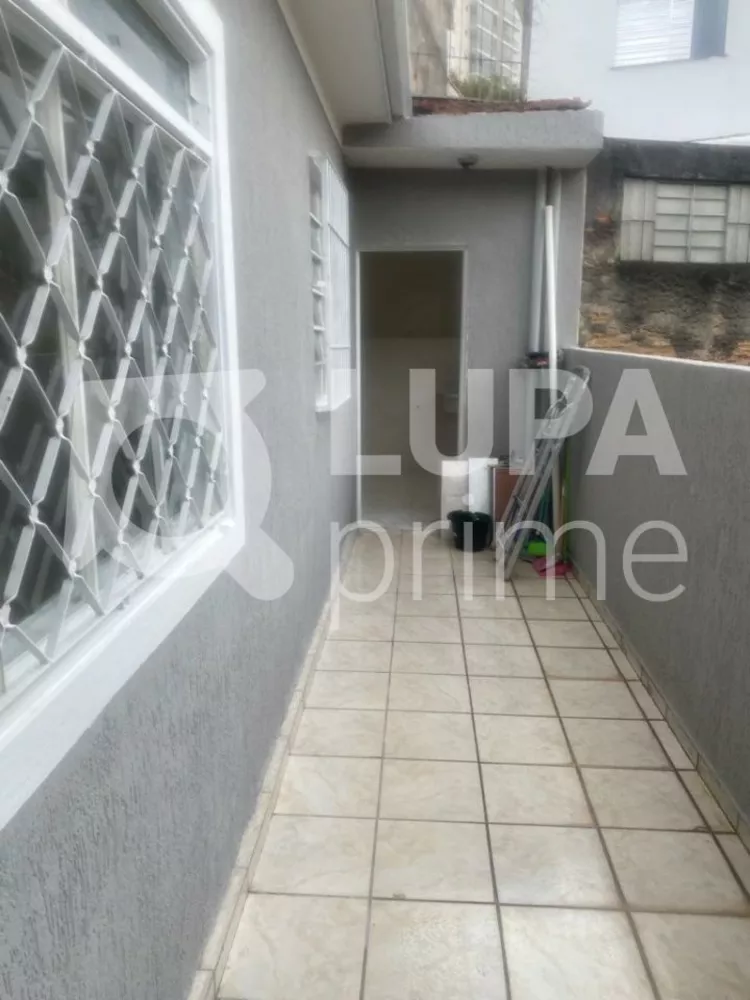 Casa à venda com 2 quartos, 80m² - Foto 1