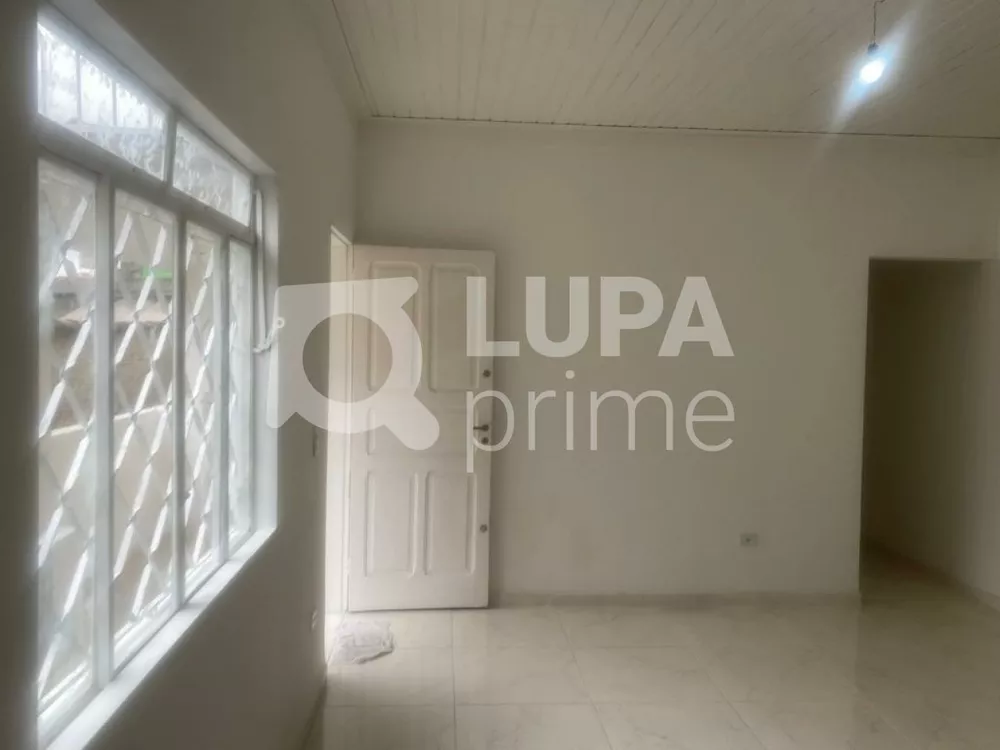 Casa à venda com 2 quartos, 80m² - Foto 4