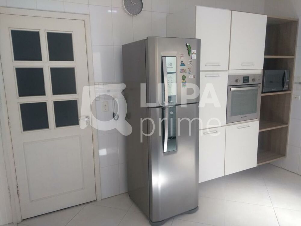 Casa à venda com 3 quartos, 91m² - Foto 1