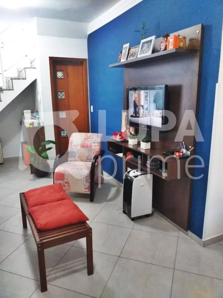 Casa à venda com 3 quartos, 90m² - Foto 2