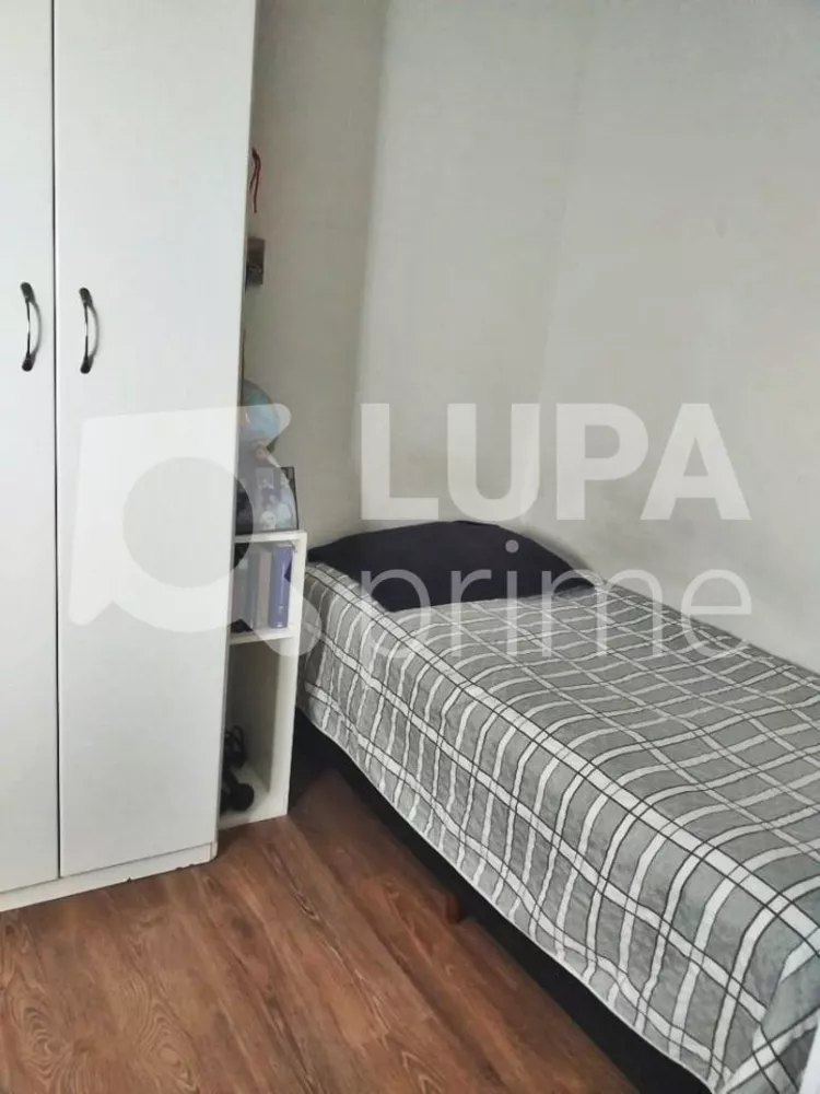 Casa à venda com 3 quartos, 90m² - Foto 9