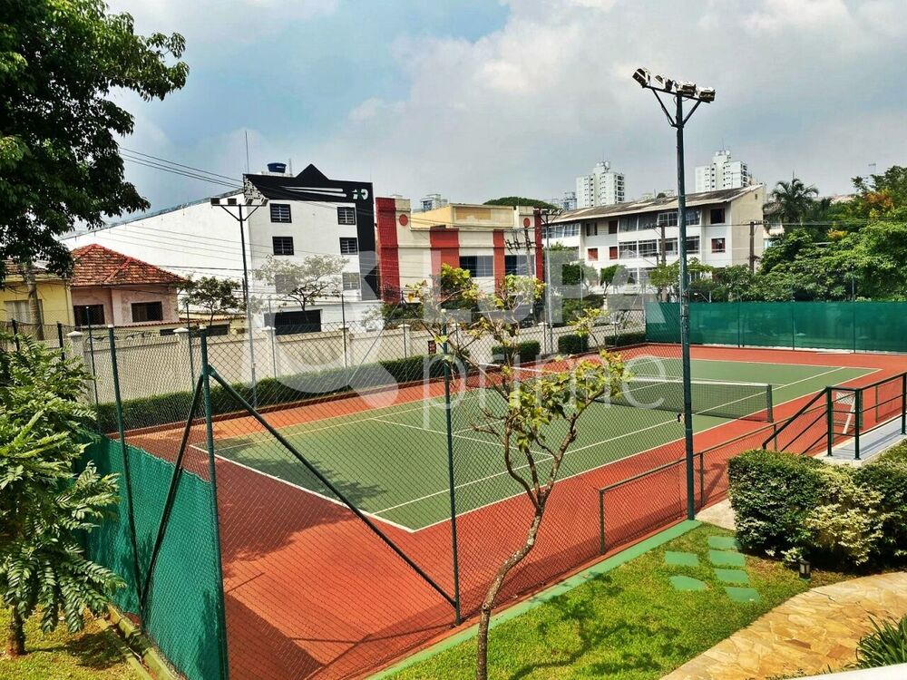 Apartamento à venda com 4 quartos, 202m² - Foto 3