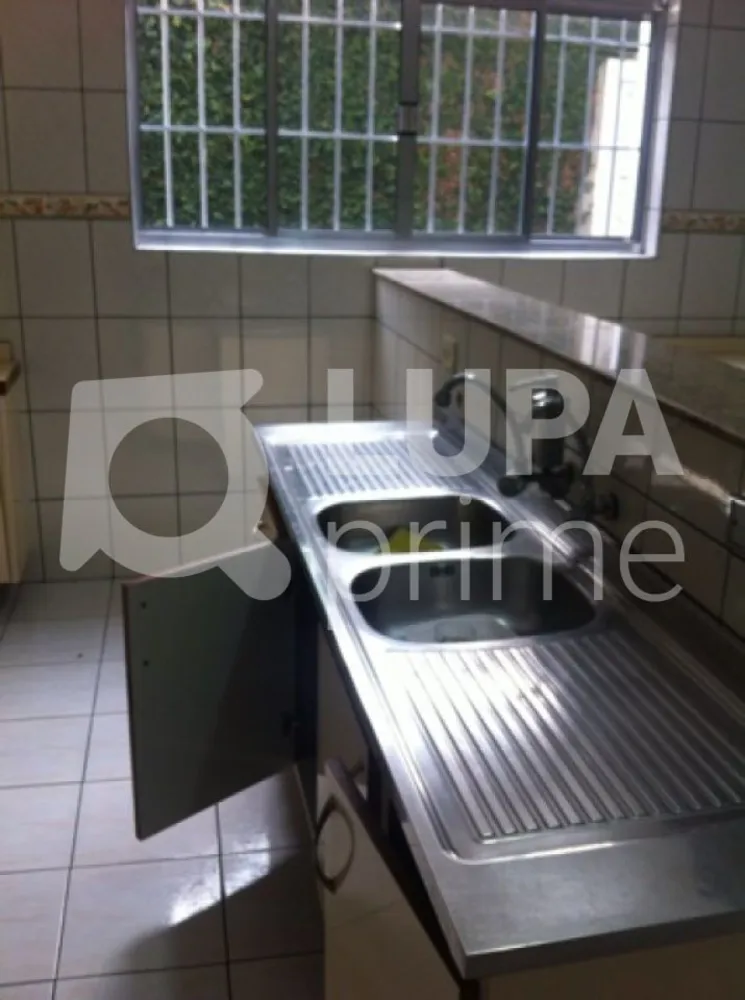 Casa, 3 quartos, 220 m² - Foto 3