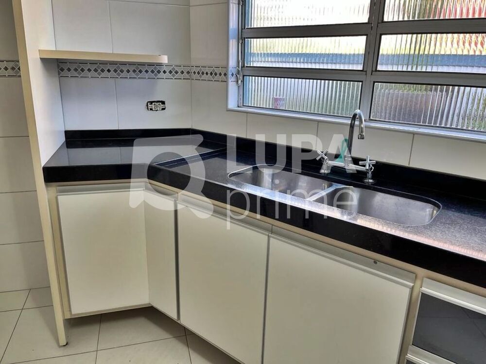Casa à venda com 2 quartos, 189m² - Foto 3