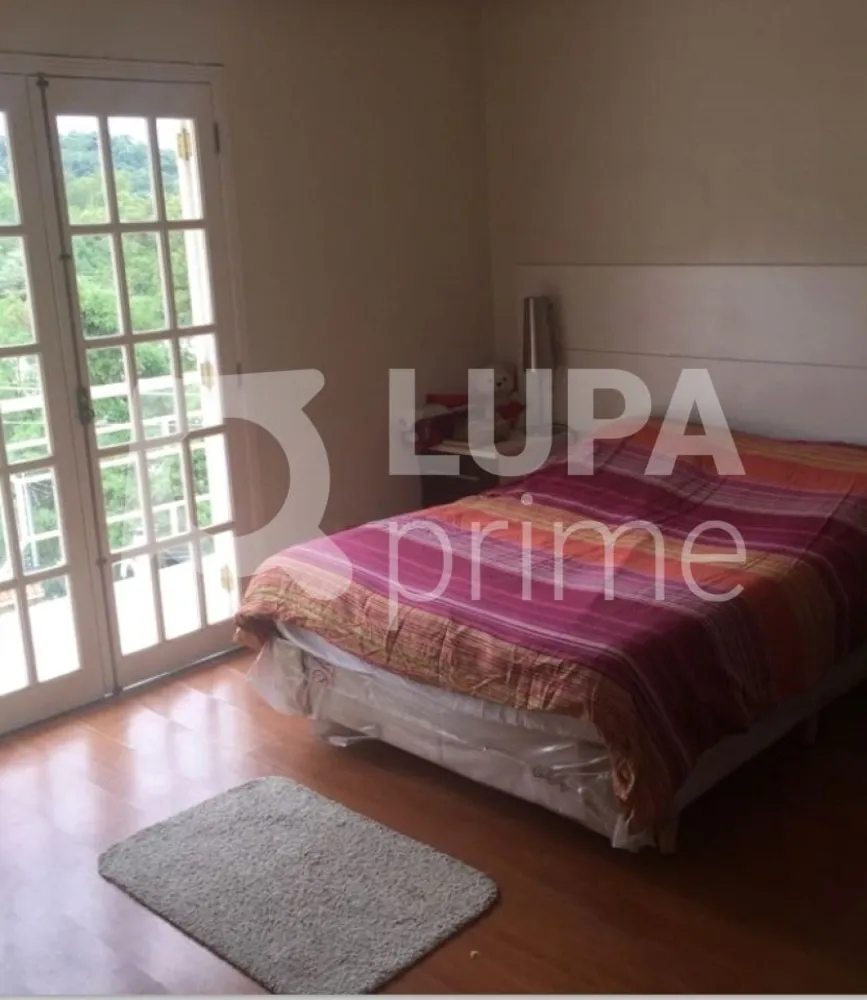 Casa, 3 quartos, 280 m² - Foto 2