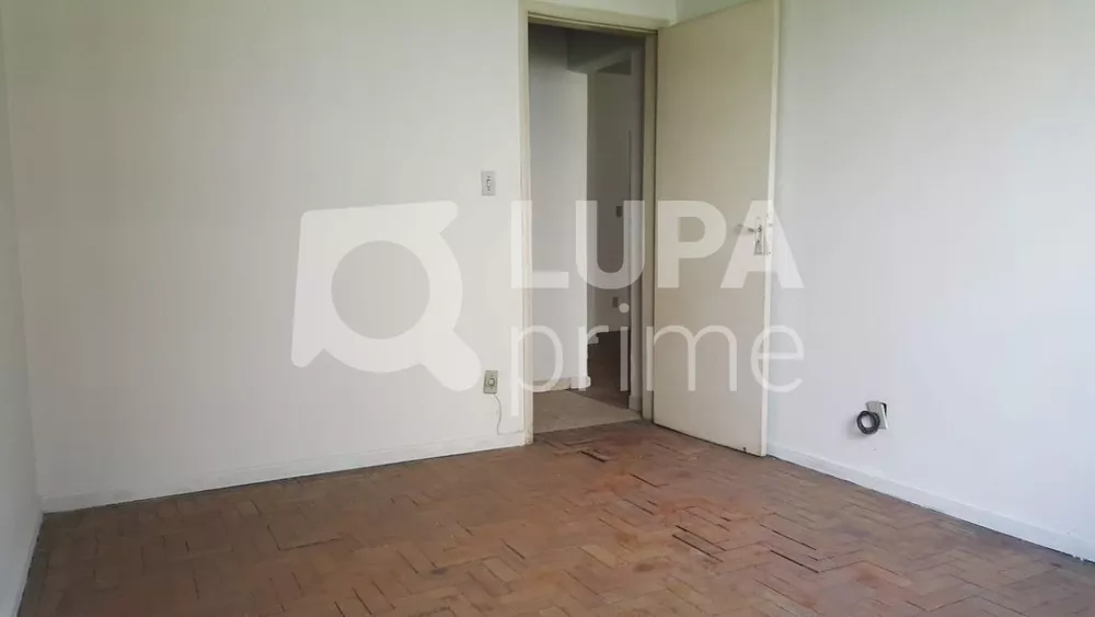 Apartamento à venda com 1 quarto, 39m² - Foto 2