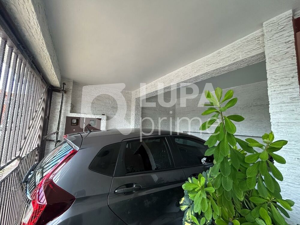 Casa para alugar com 2 quartos, 90m² - Foto 1