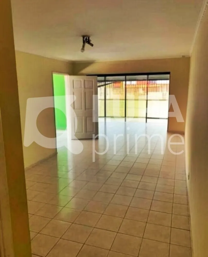 Casa, 3 quartos, 98 m² - Foto 1