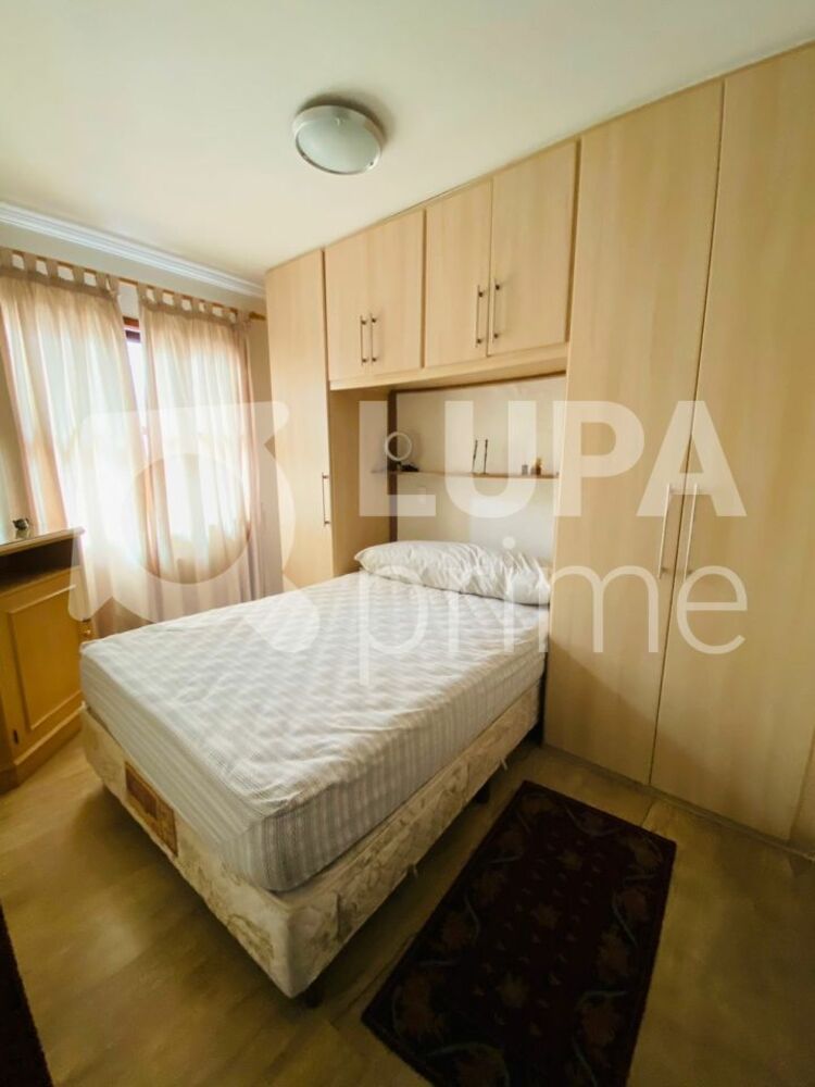 Casa à venda com 3 quartos, 225m² - Foto 10